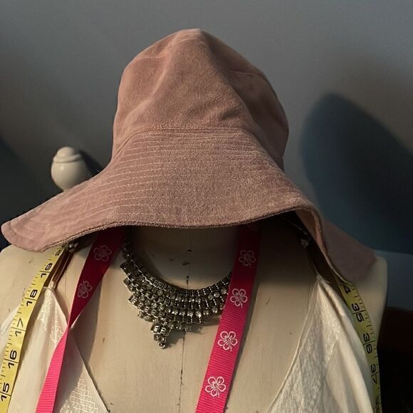 Janelle sueded bucket hat NWOT main image 5